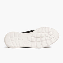 W Handsewn Runner | Black